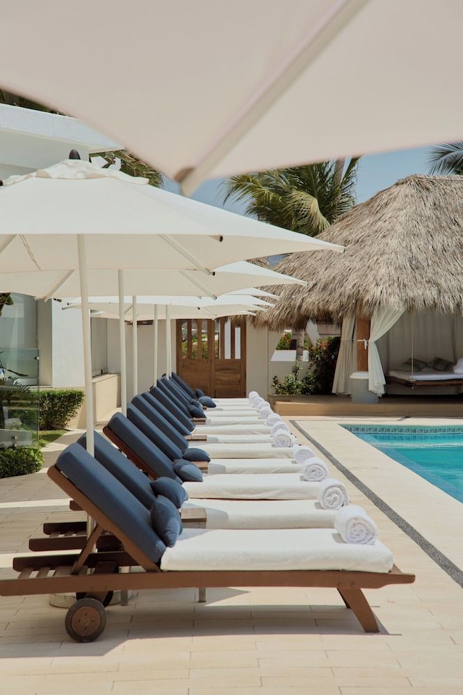 Villa Premiere Boutique Hotel & Romantic Getaway - Exterior - 1