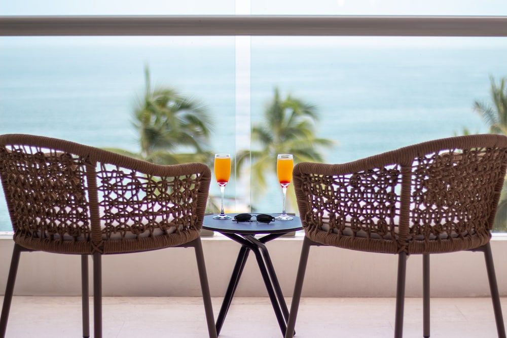 Sunset Plaza Beach Resort & Spa Pto Vallarta All Inclusive - Beach/ocean view - 1