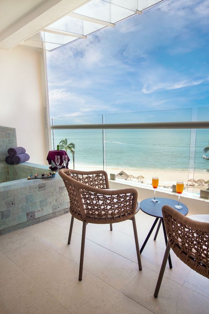 Sunset Plaza Beach Resort & Spa Pto Vallarta All Inclusive - Beach/ocean view - 2
