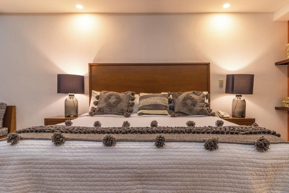 The Paramar Beachfront Boutique Hotel - Downtown Malecon photo