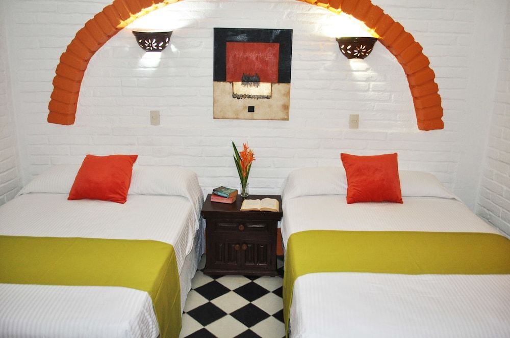 Hotel Hacienda de Vallarta Centro - Room - 2