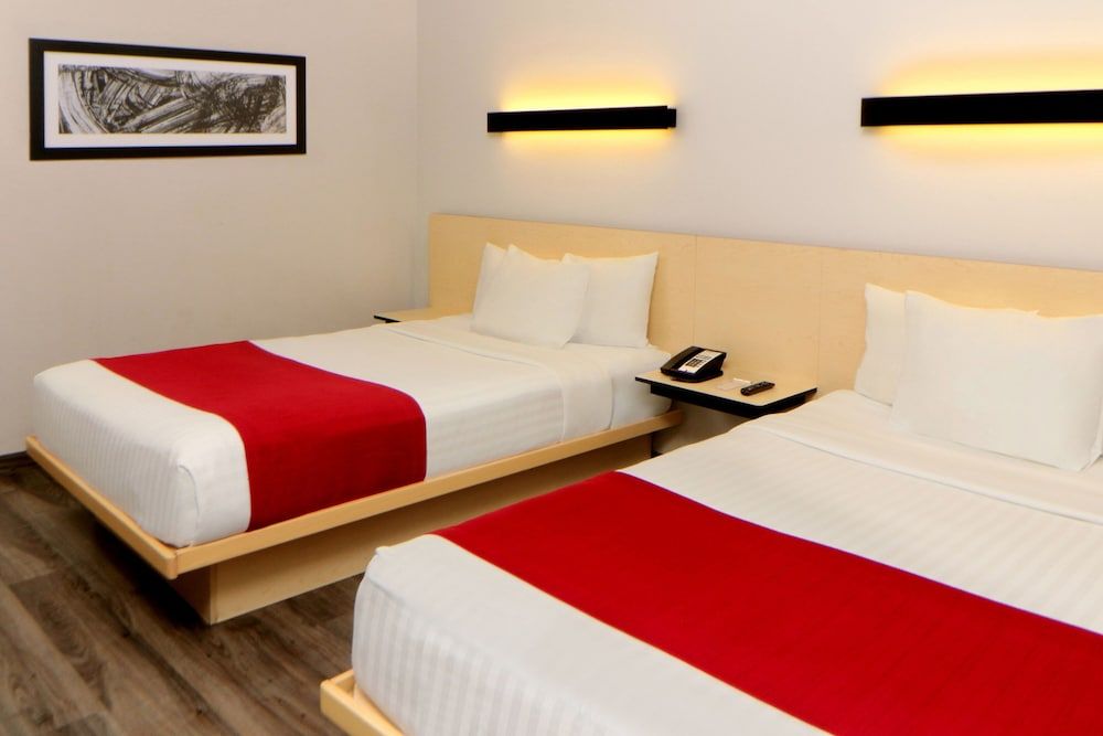 City Express Plus by Marriott Puerto Vallarta - Room - 1