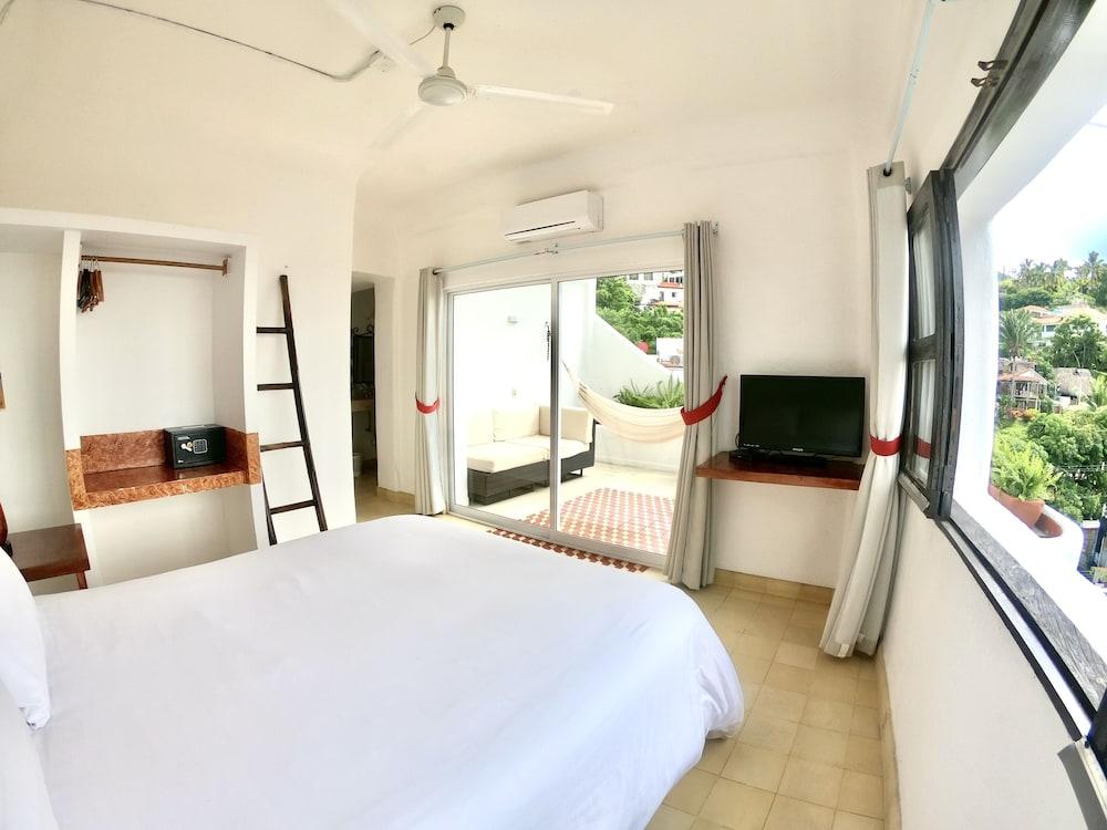 Hotel Amaca Puerto Vallarta - Adults Only photo