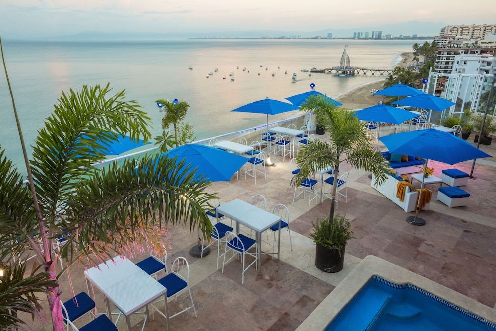 Blue Chairs Resort by the Sea - Adults Only - Exterior