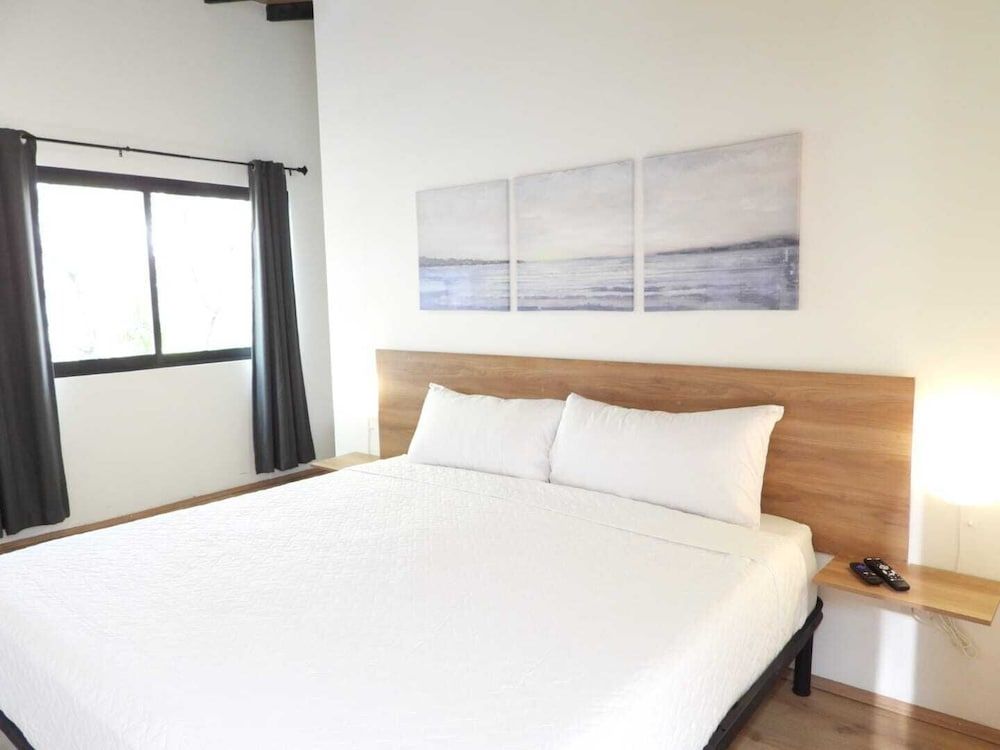 シンギュラー アンタラ ポランコ - Room