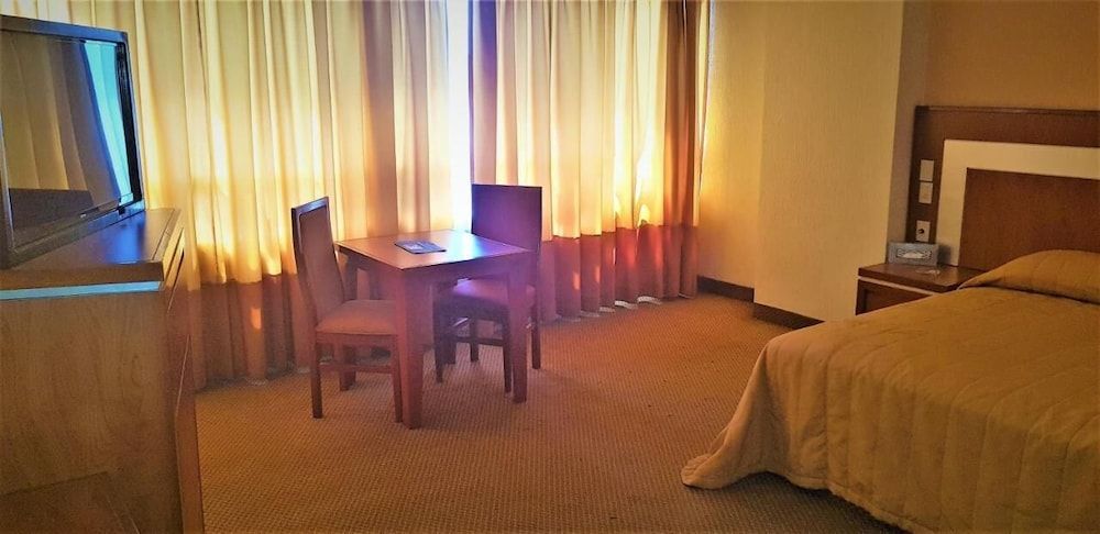 Hotel Finisterre - Room - 1
