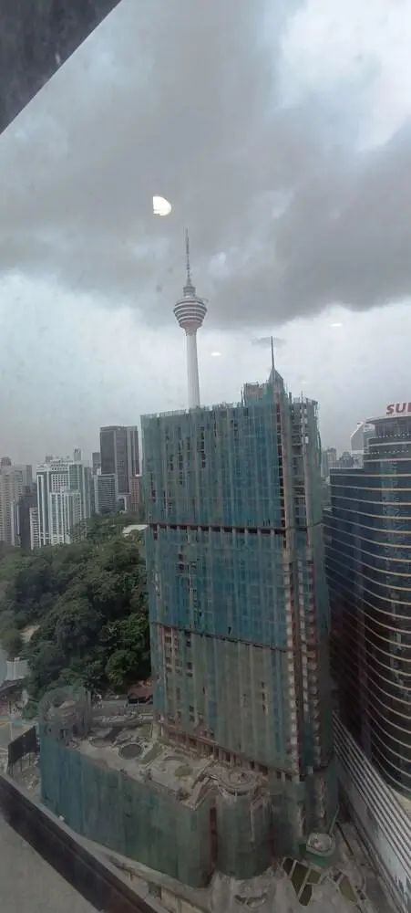 白金KLCC天际套房 - City view from property - 2