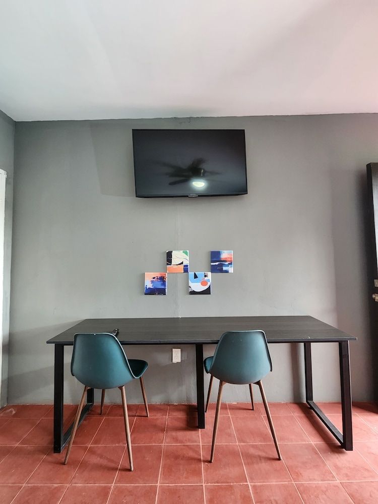 El Cosmopolitan Leon - Room - 3