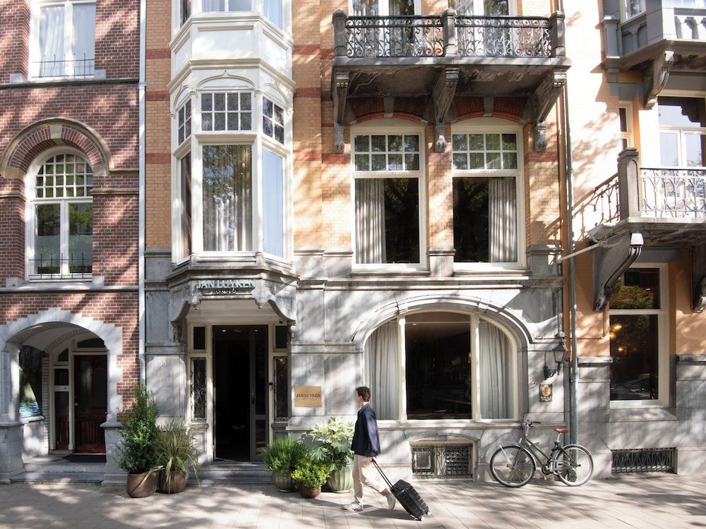 Jan Luyken Amsterdam - Exterior