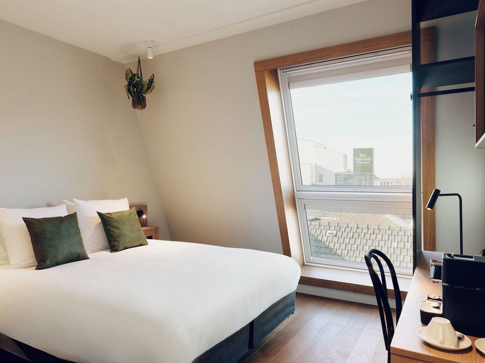 Townhouse Den Haag - Room - 2