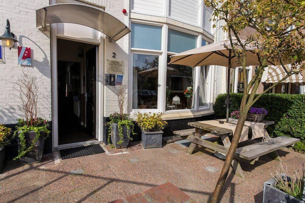 Hotel 't Witte Huys - Property entrance - 1