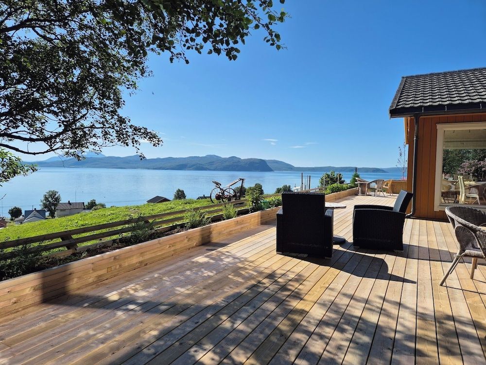 Yggdrasil 农场酒店静修、温泉和瑜伽 - Property grounds