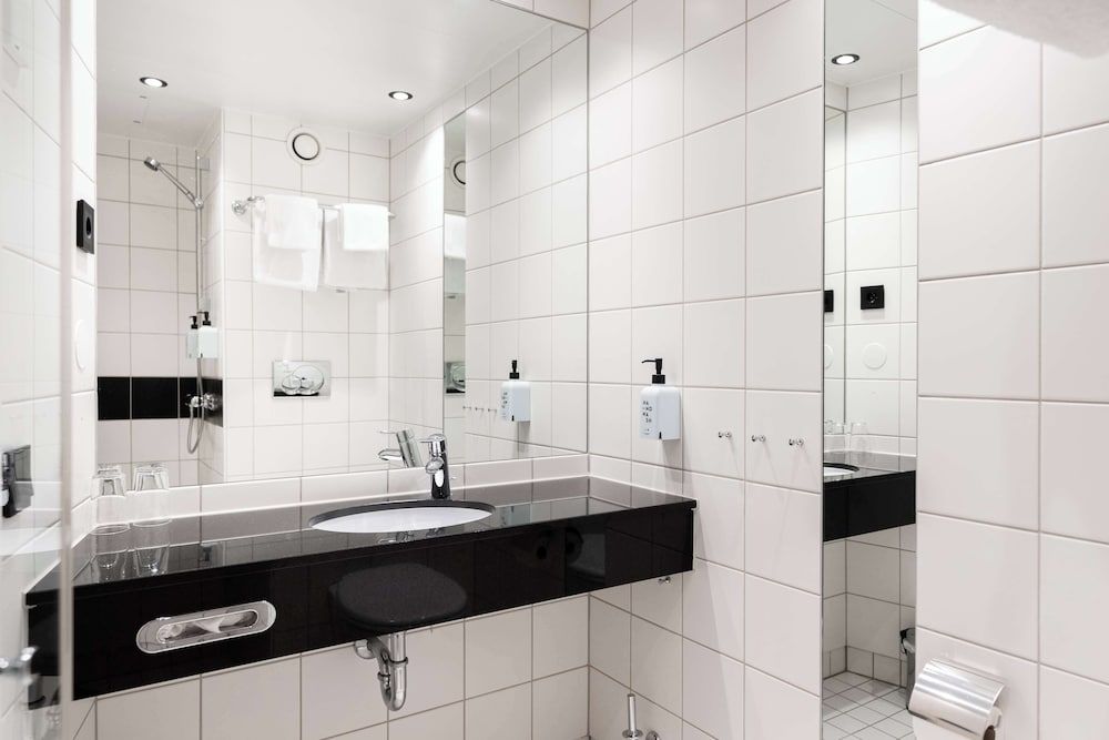 Scandic Nidelven - Bathroom - 2