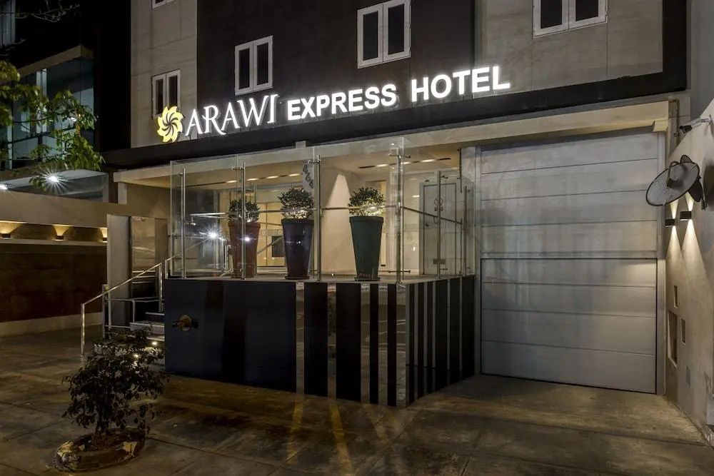 Arawi Miraflores Express - Front of property - 2