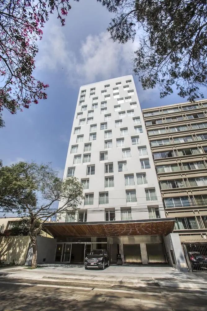 Dazzler by Wyndham Lima San Isidro - Front of property - 2