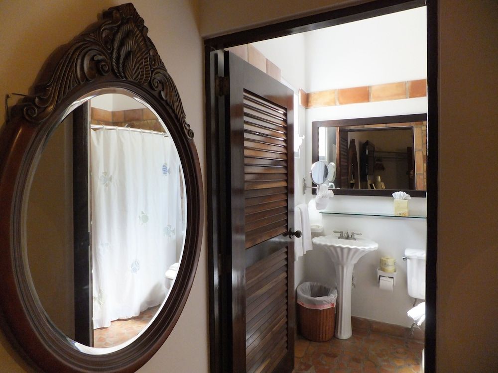 Acacia Boutique Hotel - Bathroom - 1