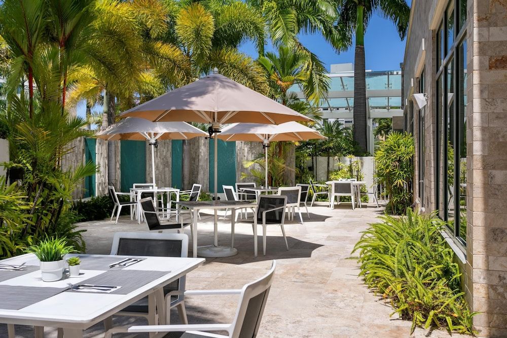 Hyatt Place San Juan - Terrace/patio - 1