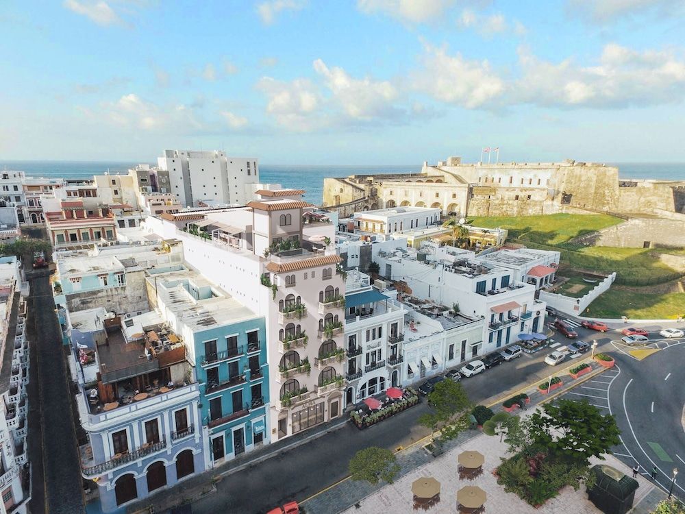 Alma San Juan - Exterior