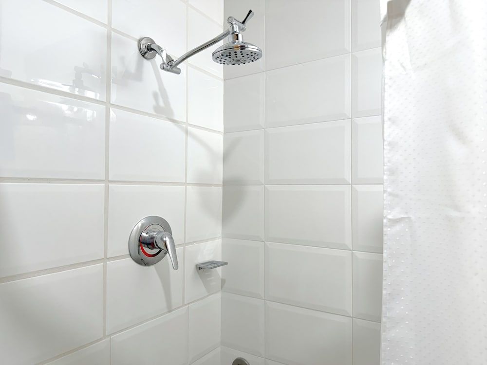 Ficus Hotel - Bathroom - 1