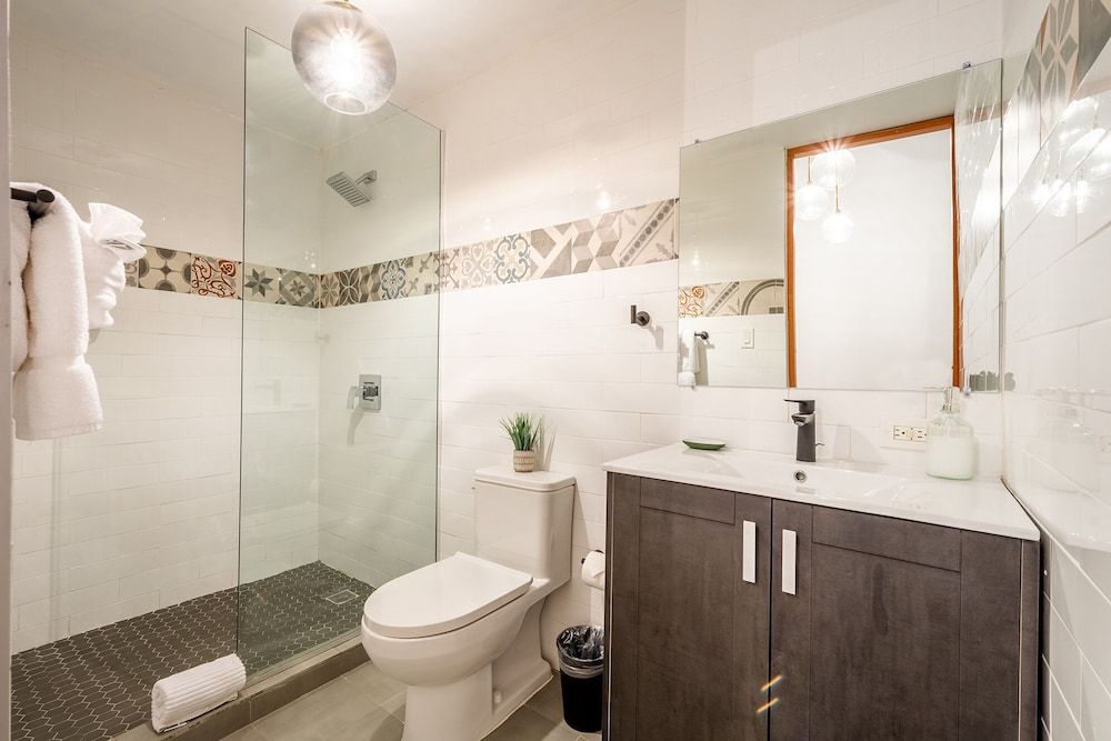 Casa Las Ruinas by Stay with Bear - Bathroom - 1