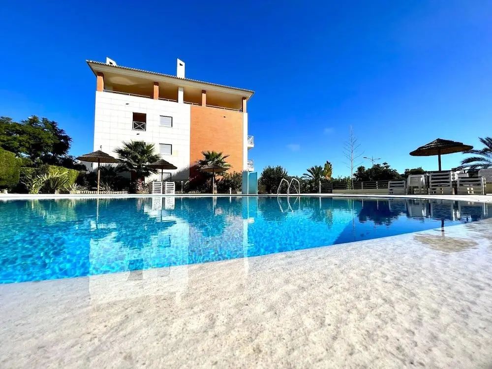 Albufeira Modern 4 With Pool by Homing - Primary image