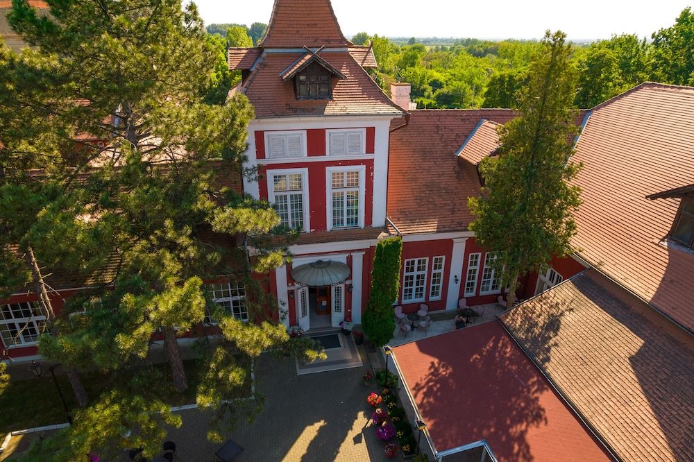 Kastel Ecka - Exterior - 1