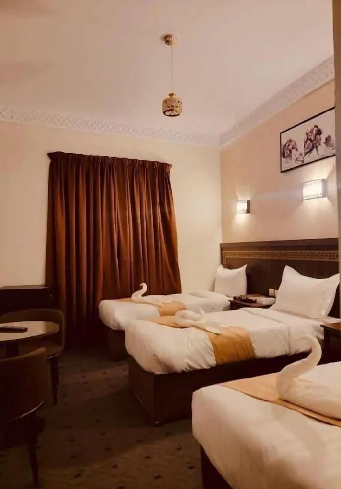 aosccon almasi 1 - Room - 2