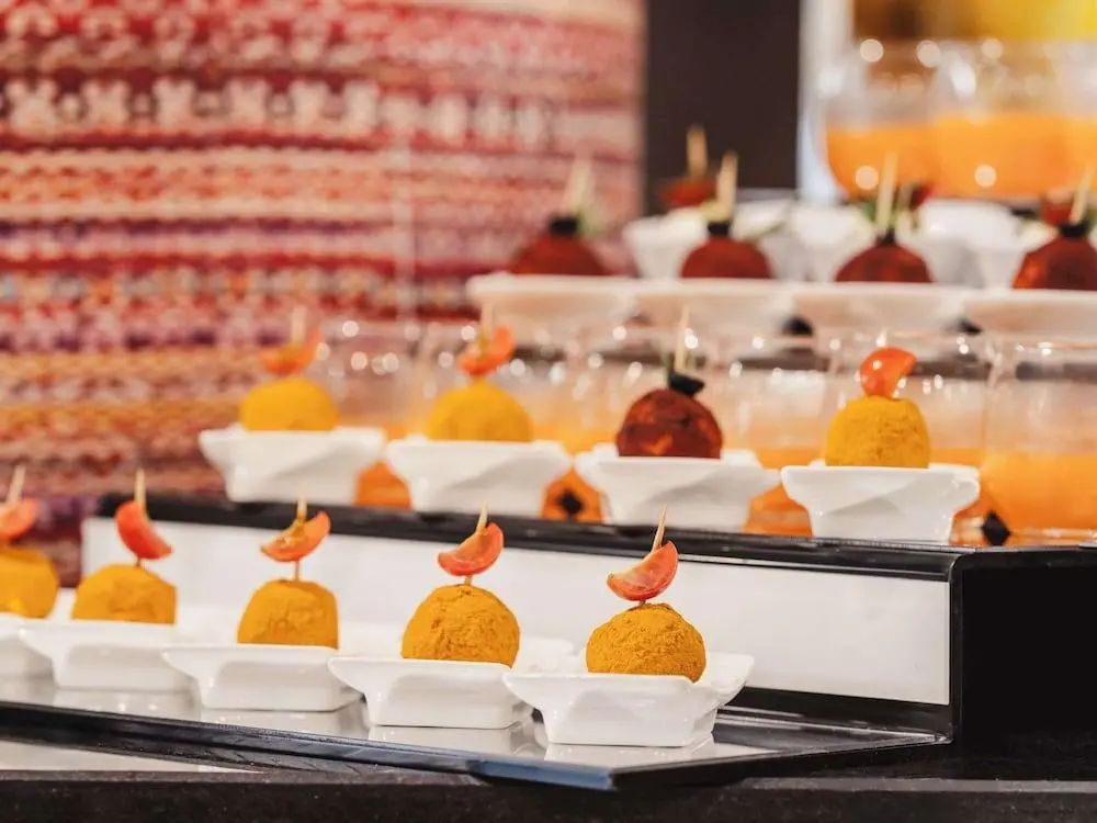 Mercure Makkah Aziziah - Restaurant - 2