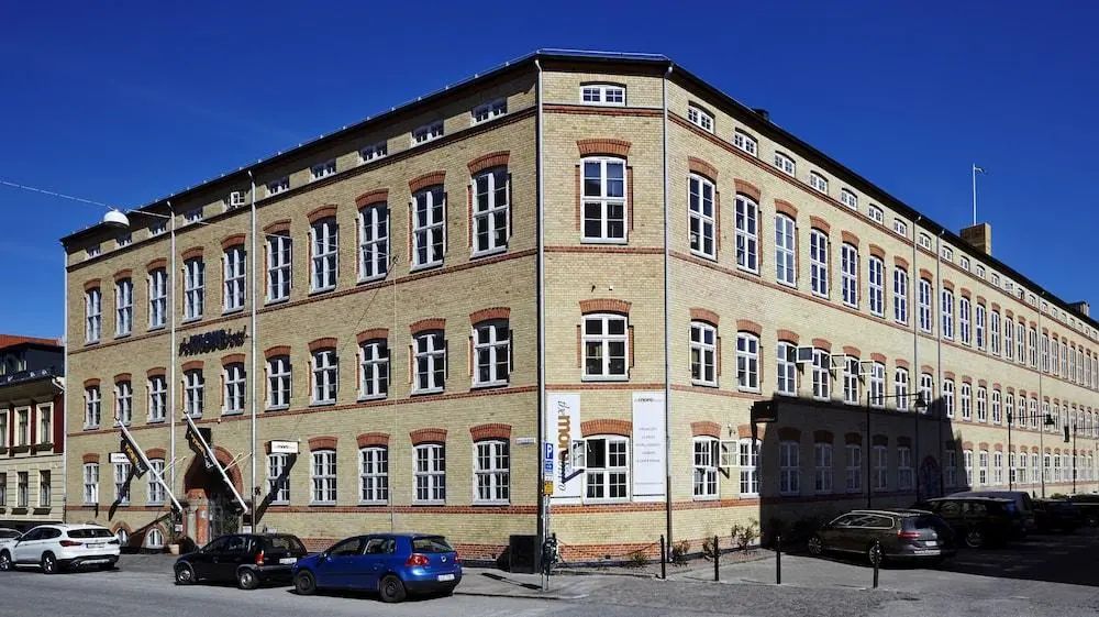 The More Hotel Mazetti - Front of property - 2