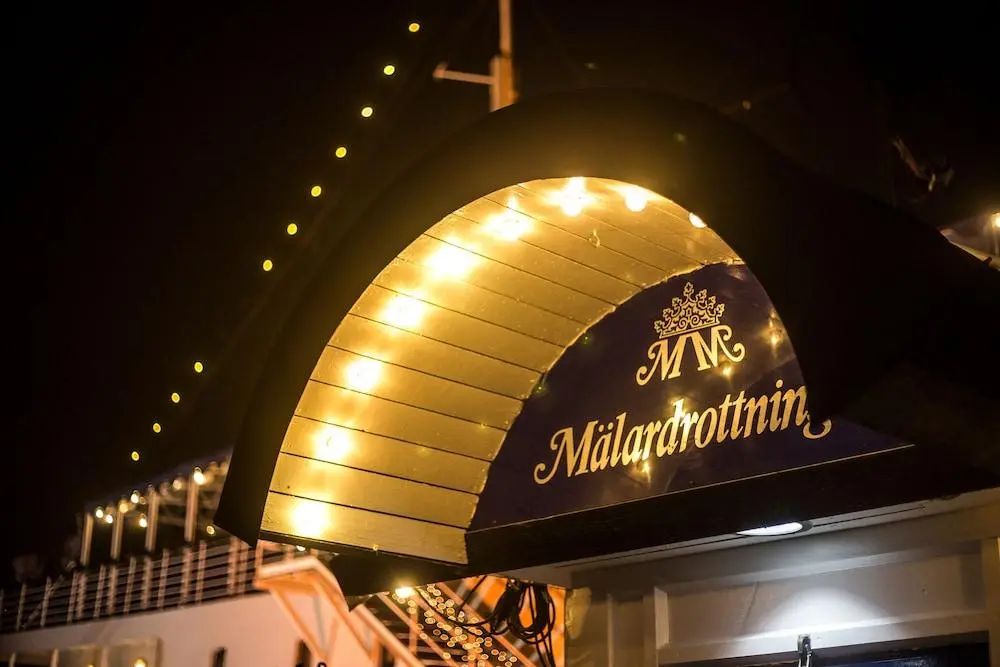 Mälardrottningen Hotel - Front of property - evening night - 2