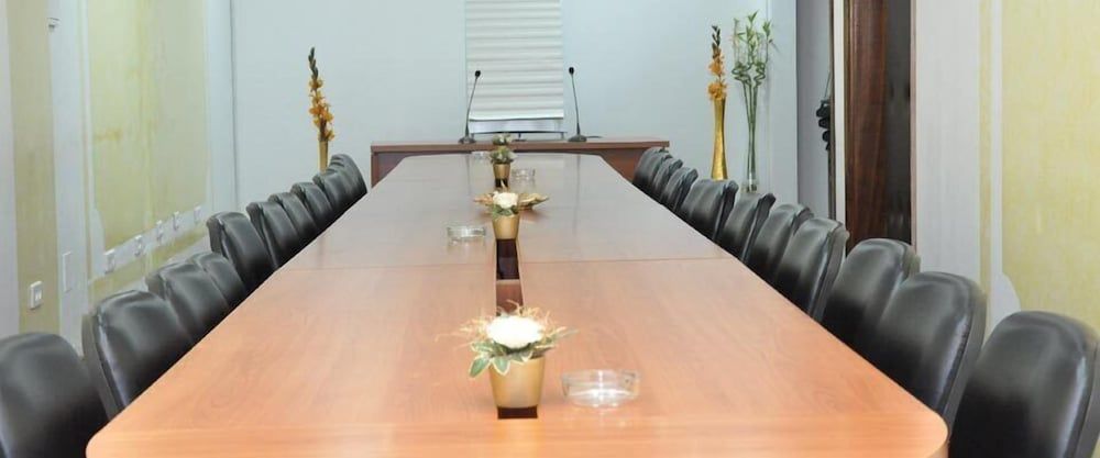 Hotel Nina - Meeting facility - 2