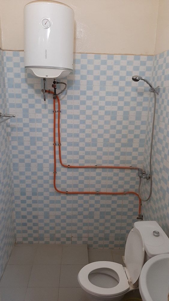 Aziz Residence - Bathroom - 2