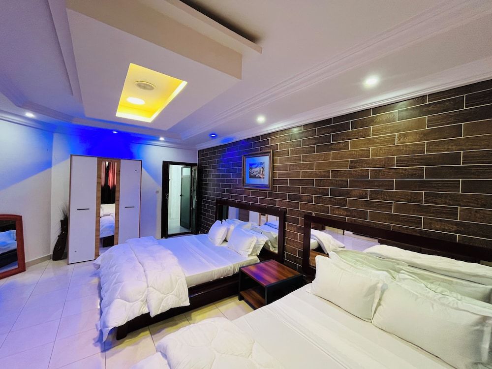 Les Mamelles Dakar Hotel - Room