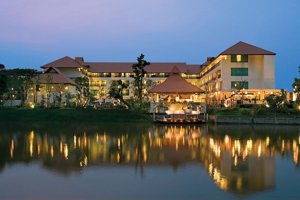 RatiLanna Riverside Spa Resort - Front of property - evening/night