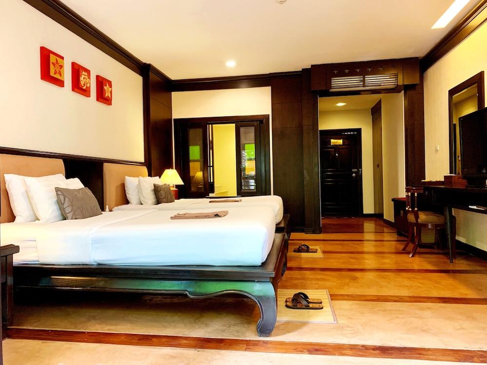 The Rim Resort photo