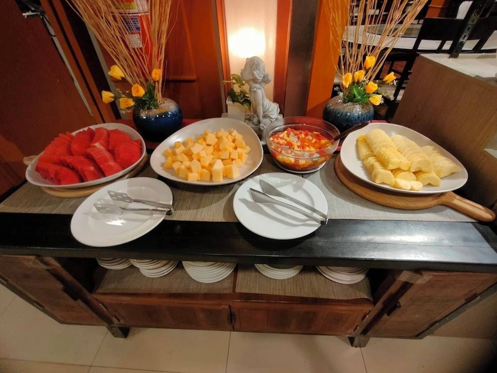 Baron Beach Hotel - Breakfast buffet - 2