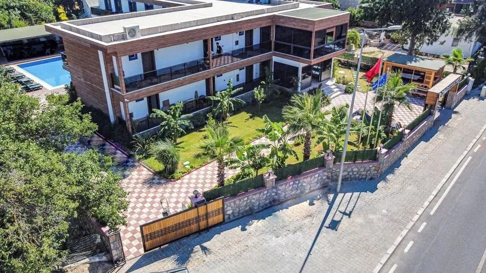 Çınar Butik Hotel Bodrum - Front of property - 2