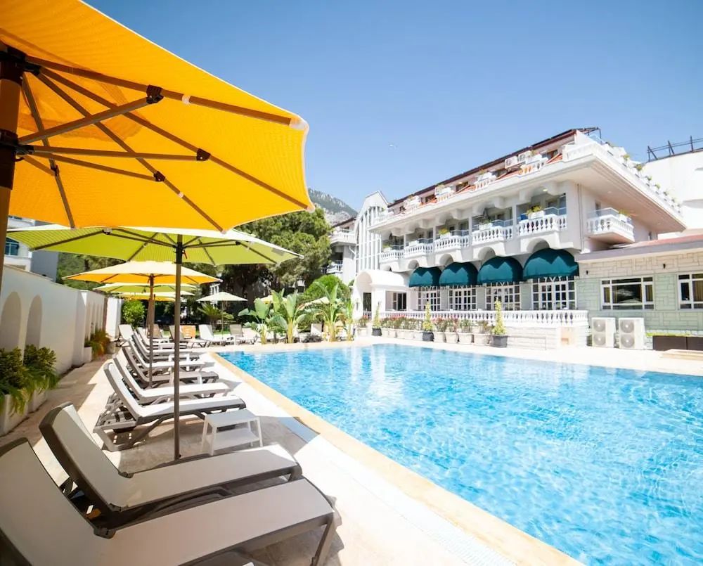 Rose Garden Premium Hotel - Primary image - 1