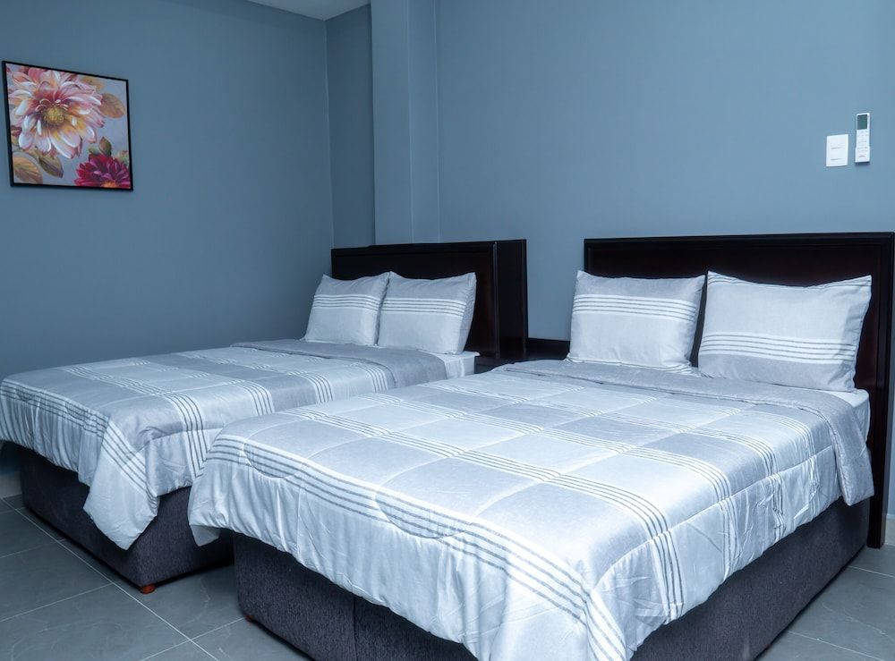 The Blue Mirage - Room - 2