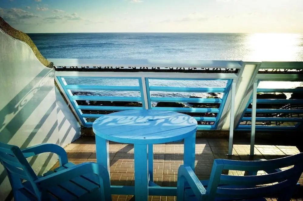 Yake - Primary image