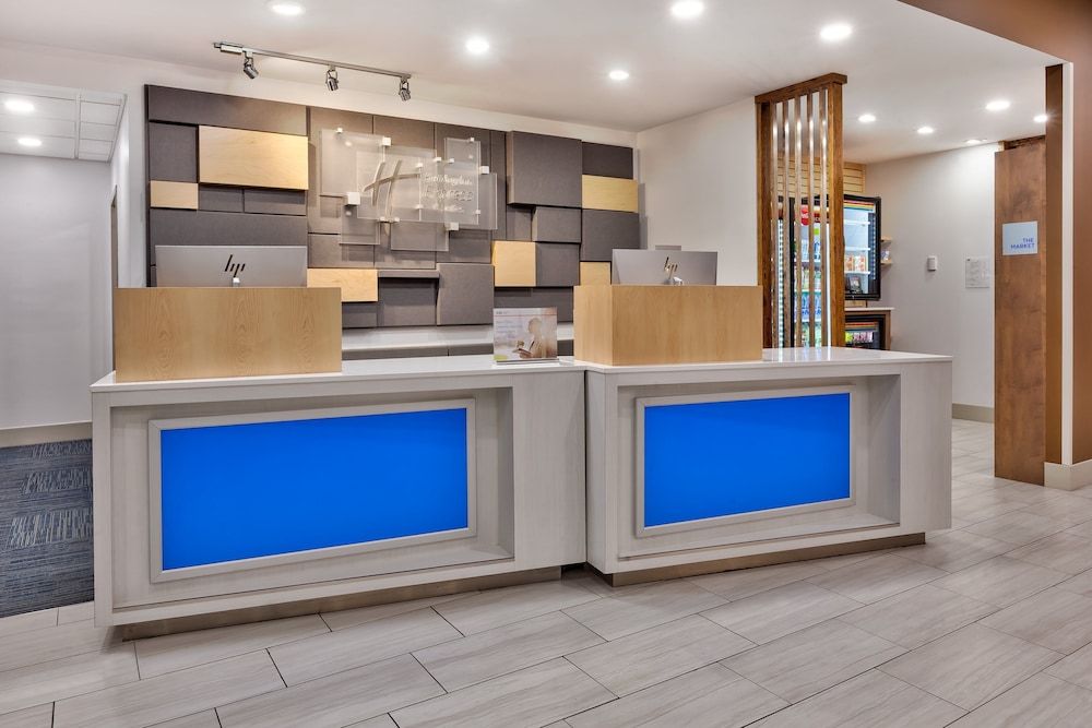 Holiday Inn Express & Suites Milan – Sandusky Area by IHG - Exterior - 1
