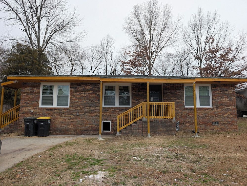 10 버넷 홈 - Exterior