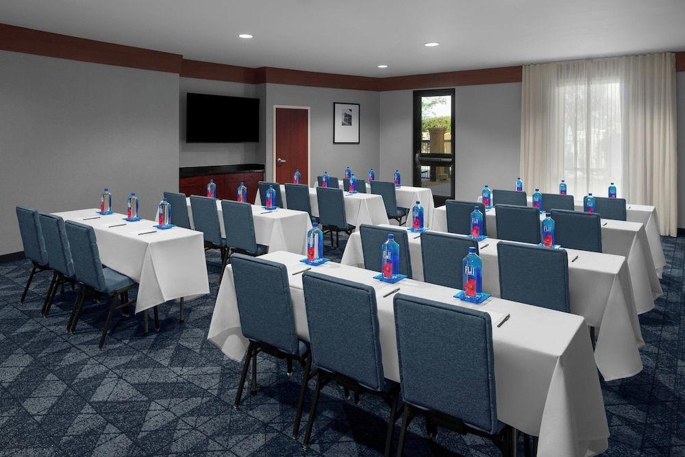 Courtyard by Marriott Santa Clarita Valencia - Meeting facility - 2