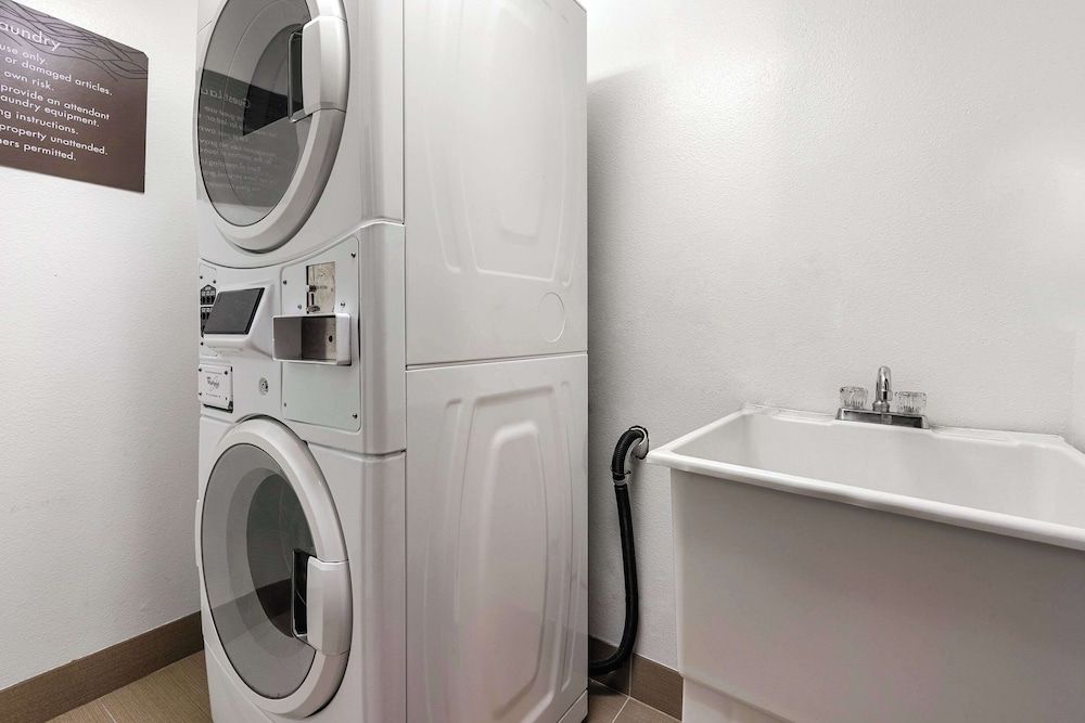 Comfort Inn & Suites Vancouver Downtown City Center - Property amenity - 1