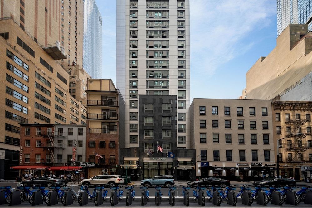 Courtyard by Marriott New York World Trade Center Area - Exterior