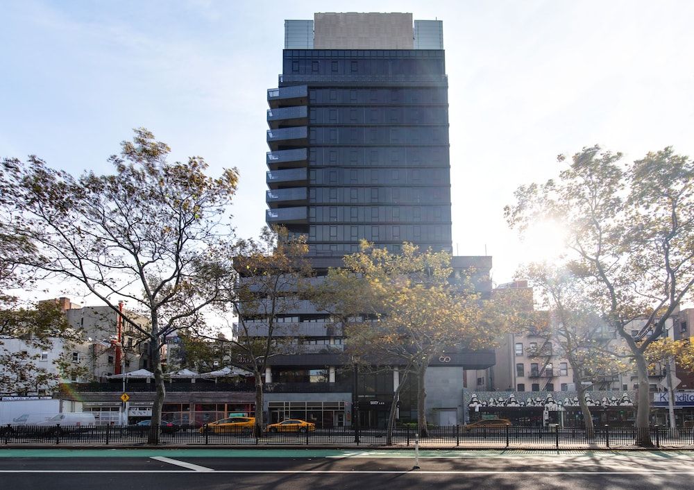 下東區六十飯店 - Exterior