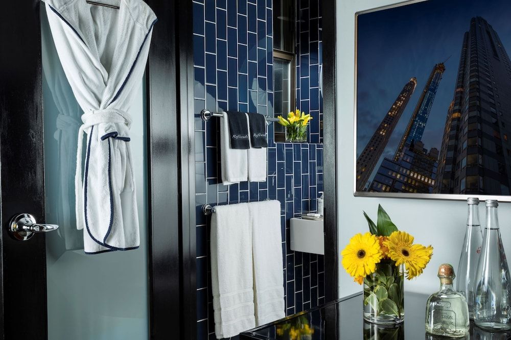 6 Columbus Central Park Hotel - Bathroom - 2