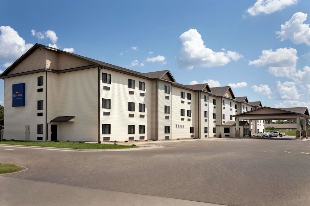 Baymont by Wyndham Wellington - Exterior