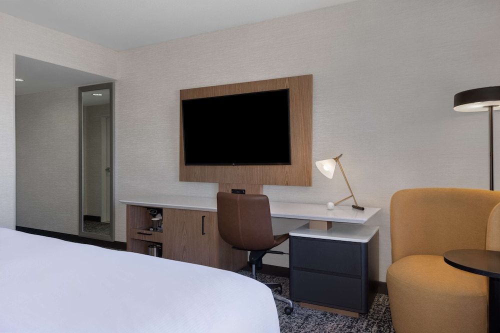 DoubleTree by Hilton Las Vegas East Flamingo - Room - 2