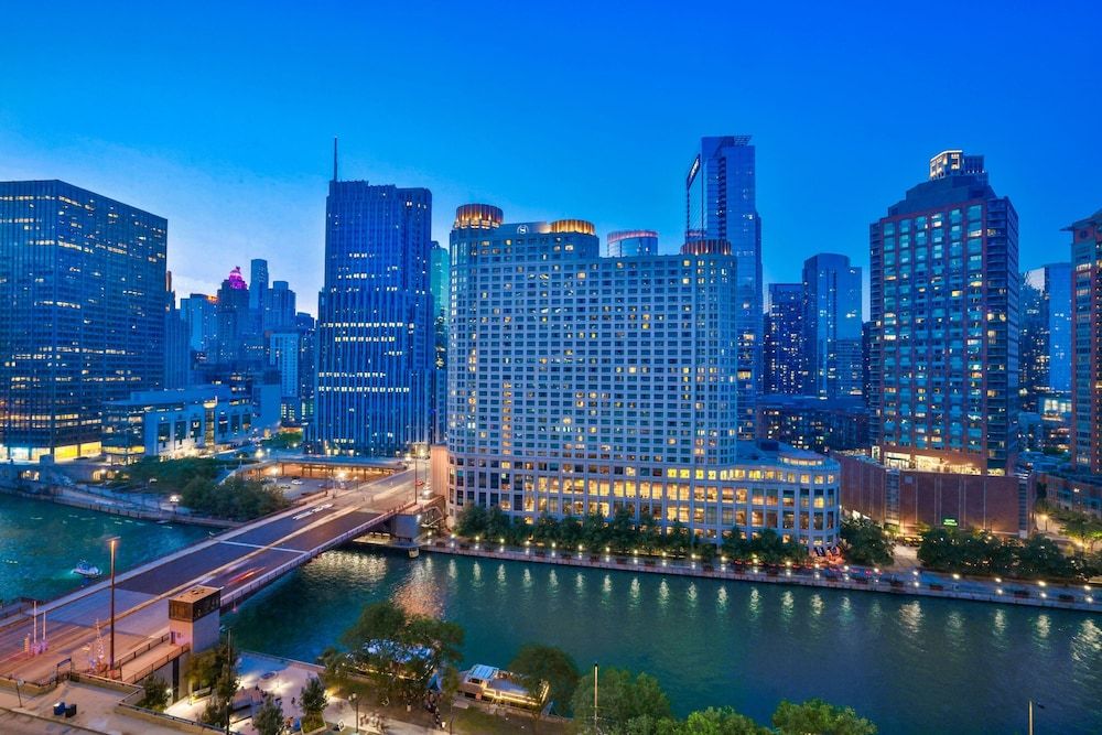 Sheraton Grand Chicago Riverwalk - Exterior - 1